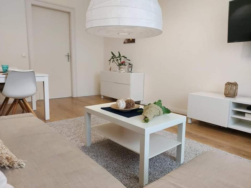 Alfoeldi Palace Apartman Дебрецен Экстерьер фото