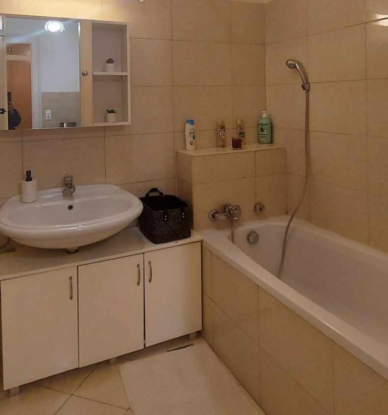 Alfoeldi Palace Apartman Дебрецен Экстерьер фото